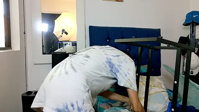 grey   27 online show from 02.08.25