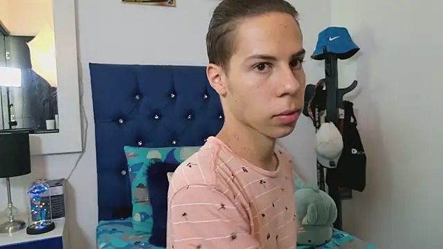 grey   27 online show from 03.09.25