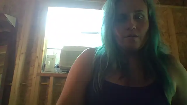 stellaquinn1775 online show from 12.19.25