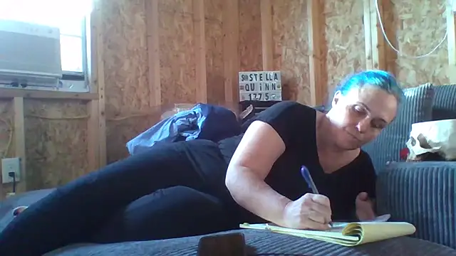 stellaquinn1775 online show from 02.16.26