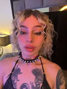 Bonnie vega online show from 11.22.25