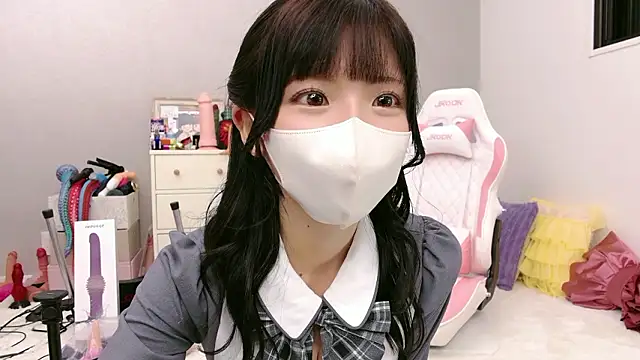 Snapshot of -minami- chatting on 06.21.26 -minami- online show from 06.21.26