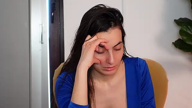 Snapshot of NinaCrystal1 chatting on 03.17.26 NinaCrystal1 online show from 03.17.26