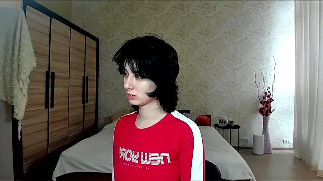 JulisSweet online show from 01.30.25