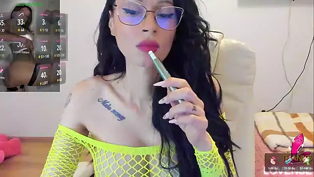 kissnicol32 online show from 04.06.26