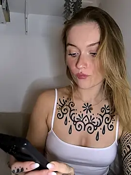 Goldloeckchen159 online show from 10.10.25