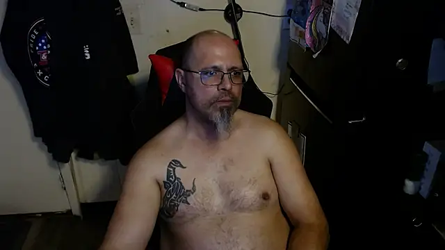 KrazyLegz online show from 04.01.26