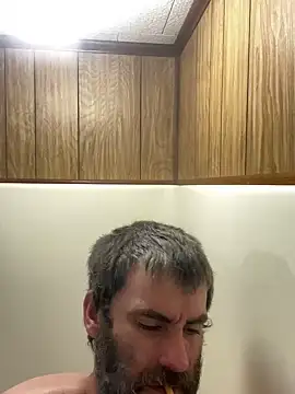 Snapshot of bigJohnson223 chatting on 03.18.25 bigJohnson223 online show from 03.18.25