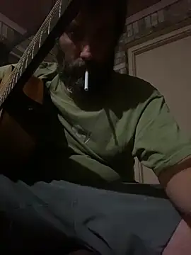 Snapshot of bigJohnson223 chatting on 09.28.25 bigJohnson223 online show from 09.28.25