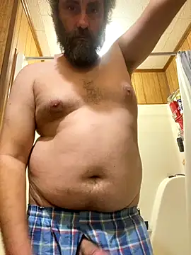 Snapshot of bigJohnson223 chatting on 10.18.25 bigJohnson223 online show from 10.18.25