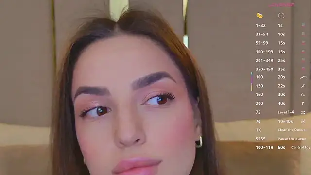 Snapshot of BellaHalles chatting on 02.02.26 BellaHalles online show from 02.02.26