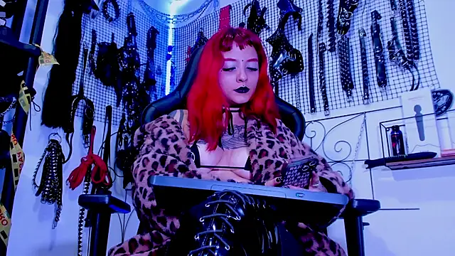 Snapshot of Agatha_BDSM chatting on 03.06.25 Agatha BDSM online show from 03.06.25