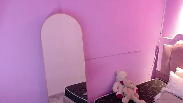 LoveQueen2 online show from 03.29.26