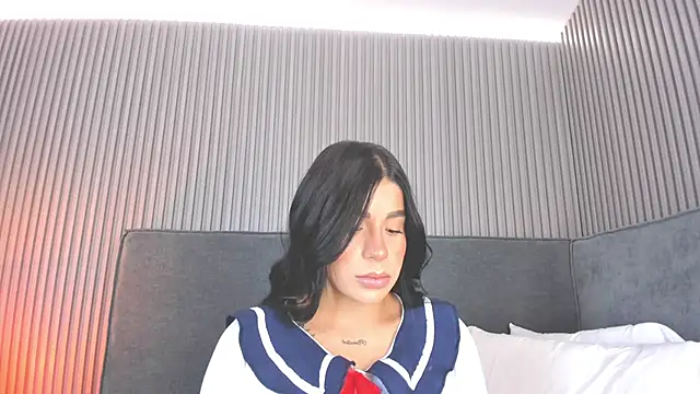 emelie 89 online show from 11.26.25