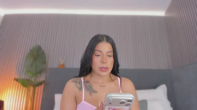 emelie 89 online show from 03.03.26