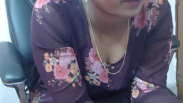 Snapshot of wildbabes chatting on 01.24.25 wildbabes online show from 01.24.25