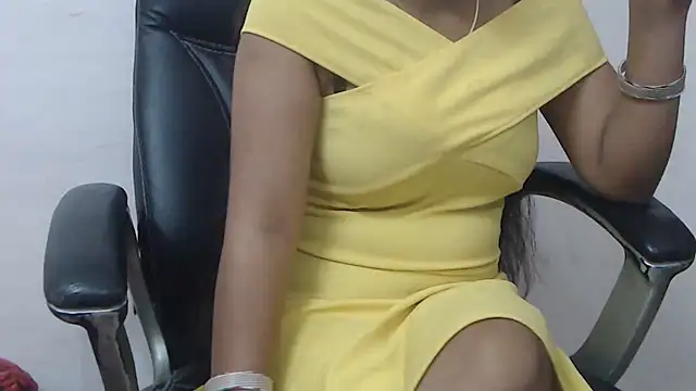 Snapshot of wildbabes chatting on 03.03.25 wildbabes online show from 03.03.25