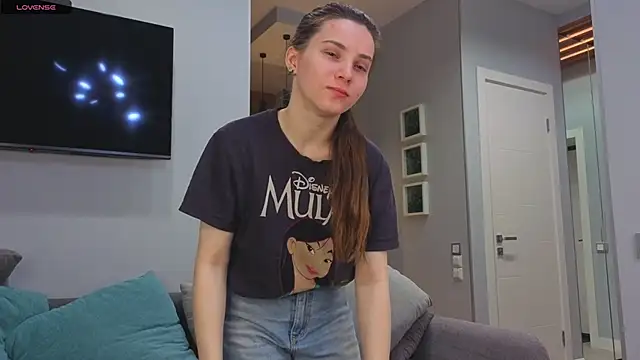 DonnaBurkee online show from 11.09.25