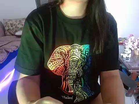Snapshot of InayatSingh chatting on 05.20.26 InayatSingh online show from 05.20.26