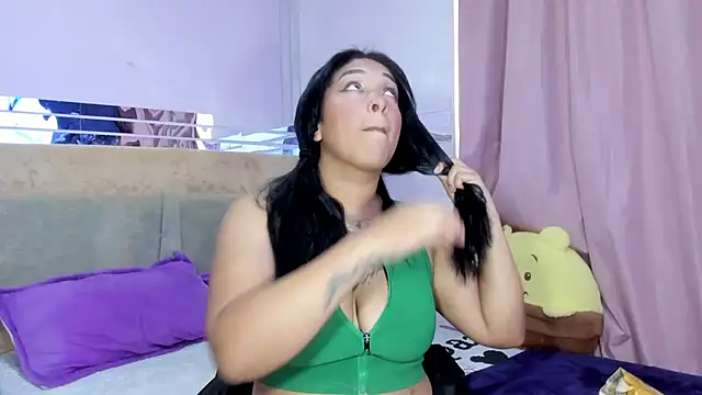 Snapshot of celesttemoon chatting on 07.25.26 celesttemoon online show from 07.25.26