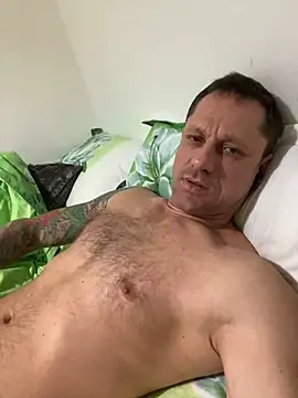 Yourhotboy 42 online show from 01.30.25