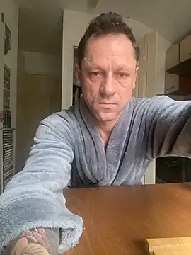 Yourhotboy 42 online show from 02.04.25