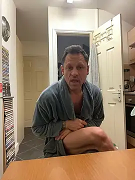 Yourhotboy 42 online show from 02.04.25