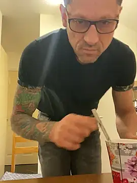 Yourhotboy 42 online show from 02.06.25