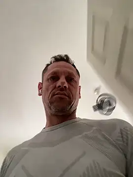 Yourhotboy 42 online show from 10.05.25