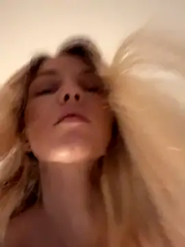 Adelina0001 online show from 11.26.25