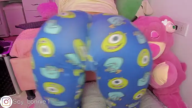 bonnie moon online show from 12.22.24