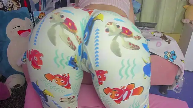 bonnie moon online show from 12.23.25