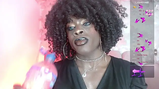 Snapshot of puca_ebony chatting on 06.11.26 puca ebony online show from 06.11.26