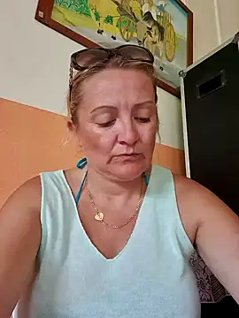 Snapshot of lady_charlyne chatting on 02.03.25 lady charlyne online show from 02.03.25