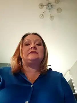 Snapshot of lady_charlyne chatting on 12.04.25 lady charlyne online show from 12.04.25