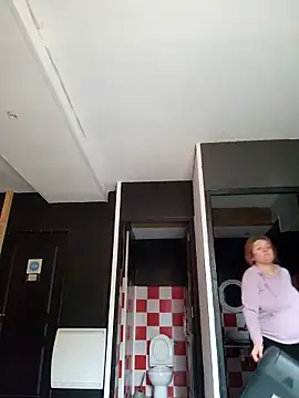 lady charlyne online show from 04.02.26