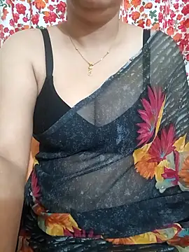 Snapshot of Priya_Boudi chatting on 02.17.26 Priya Boudi online show from 02.17.26