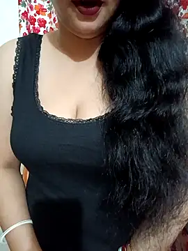 Snapshot of Priya_Boudi chatting on 05.01.26 Priya Boudi online show from 05.01.26