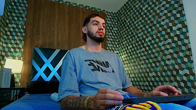 Michael magno online show from 10.17.25