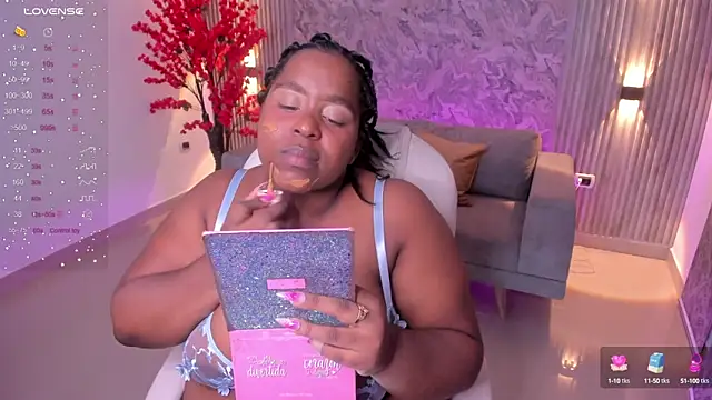 Snapshot of Rebeka_spencer chatting on 03.11.25 Rebeka spencer online show from 03.11.25