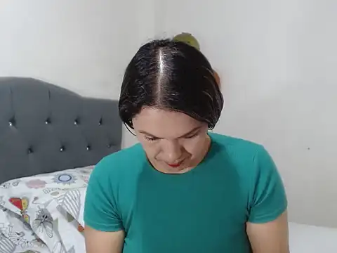 Chantal hott online show from 03.13.25