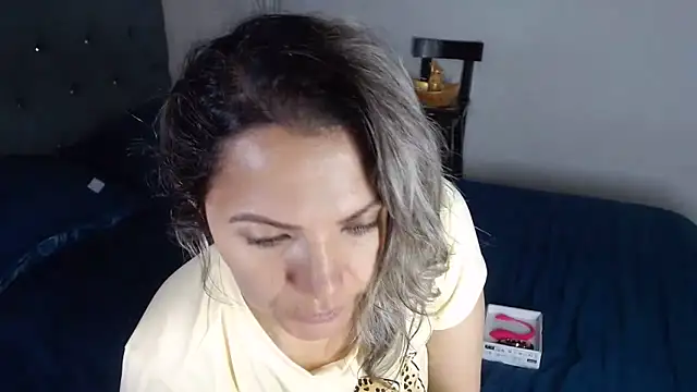 Chantal hott online show from 05.30.26