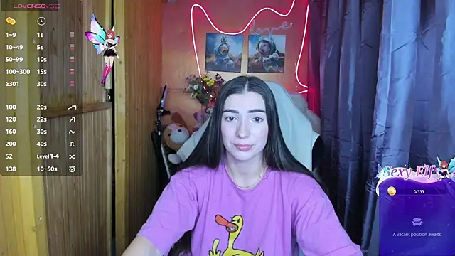 Fiery Brunette  online show from 01.27.25