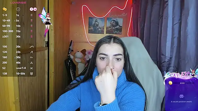 Fiery Brunette  online show from 02.21.25