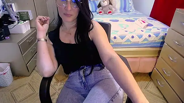 BitterMomXxx online show from 02.26.25