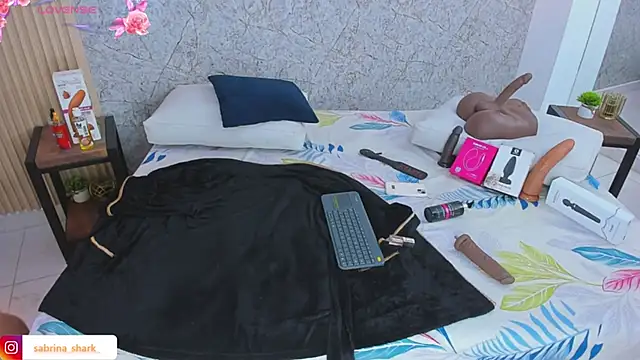 sabrina shark  online show from 11.24.25