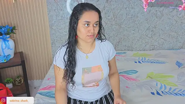 sabrina shark  online show from 12.19.25