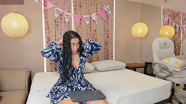 sabrina shark  online show from 02.13.26