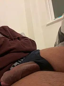 Snapshot of rhuh3991 chatting on 01.08.25 rhuh3991 online show from 01.08.25