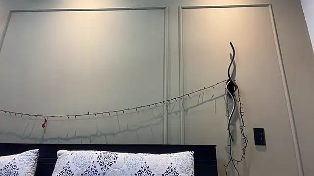 ChocolateCakeQueen online show from 03.06.25